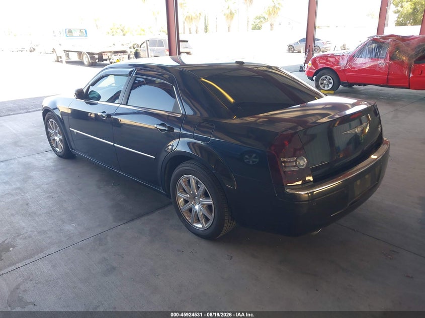 2010 CHRYSLER 300C auction photo 3
