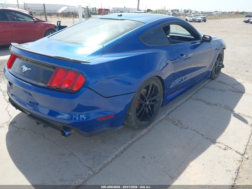 FORD MUSTANG - zdjęcie 4