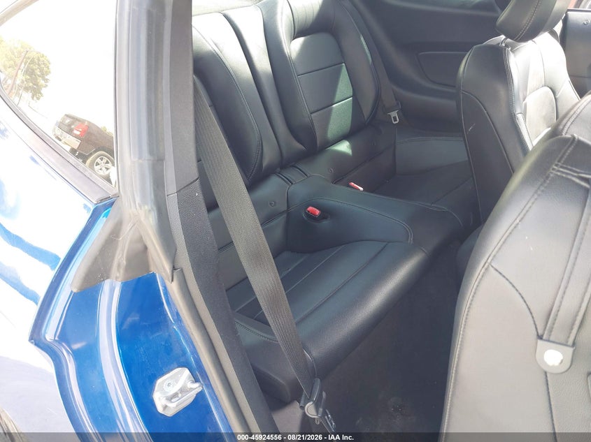 FORD MUSTANG - zdjęcie 7