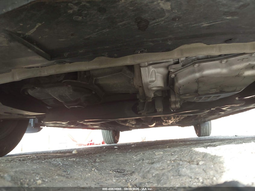 2013 NISSAN VERSA auction photo 6