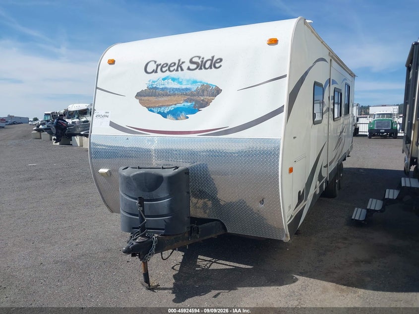2013 OUTDOORS RV CREEK SIDE auction photo 2