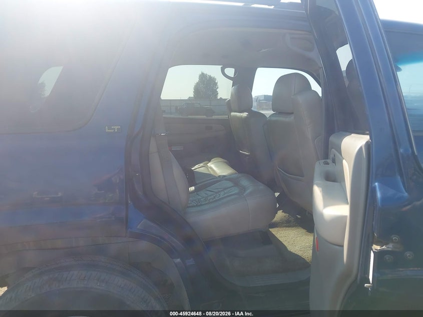 2001 CHEVROLET TAHOE auction photo 8