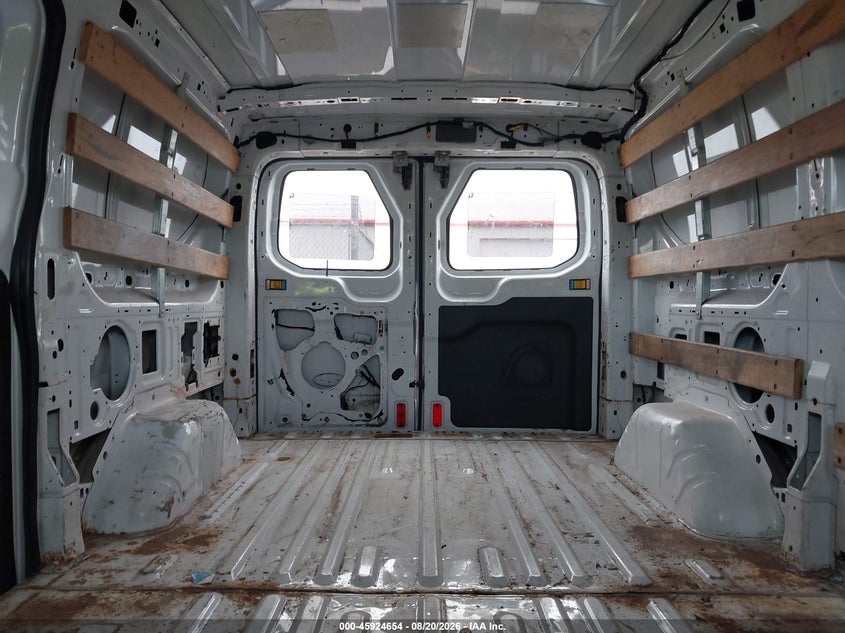 2015 FORD TRANSIT-250 auction photo 8