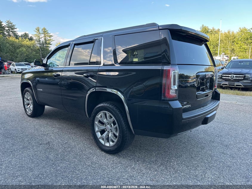 2015 GMC YUKON auction photo 3