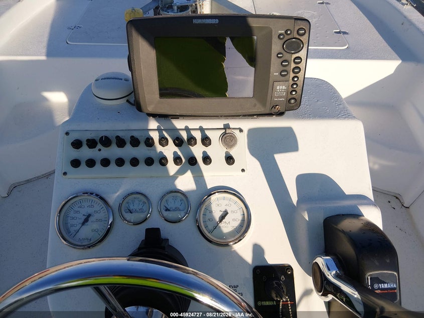 2010 CAROLINA SKIFF 17' auction photo 7