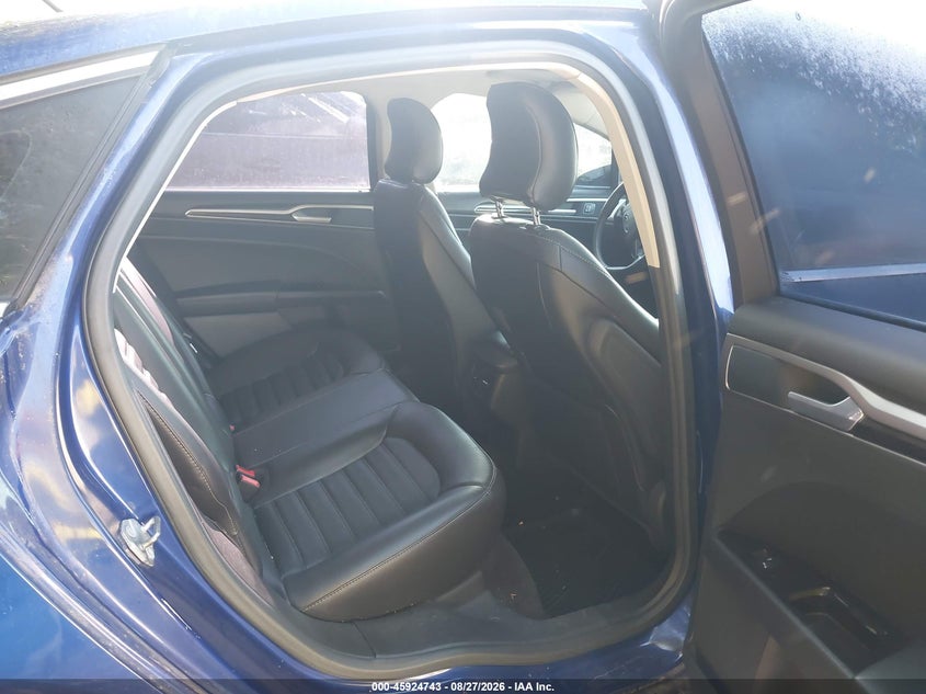 2015 FORD FUSION auction photo 8