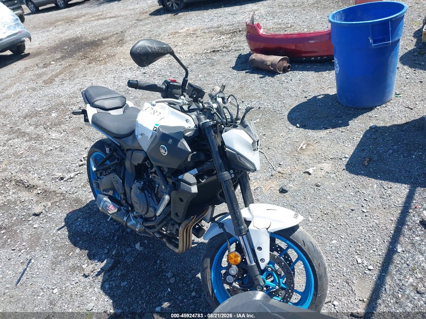 YAMAHA MTN690 2026