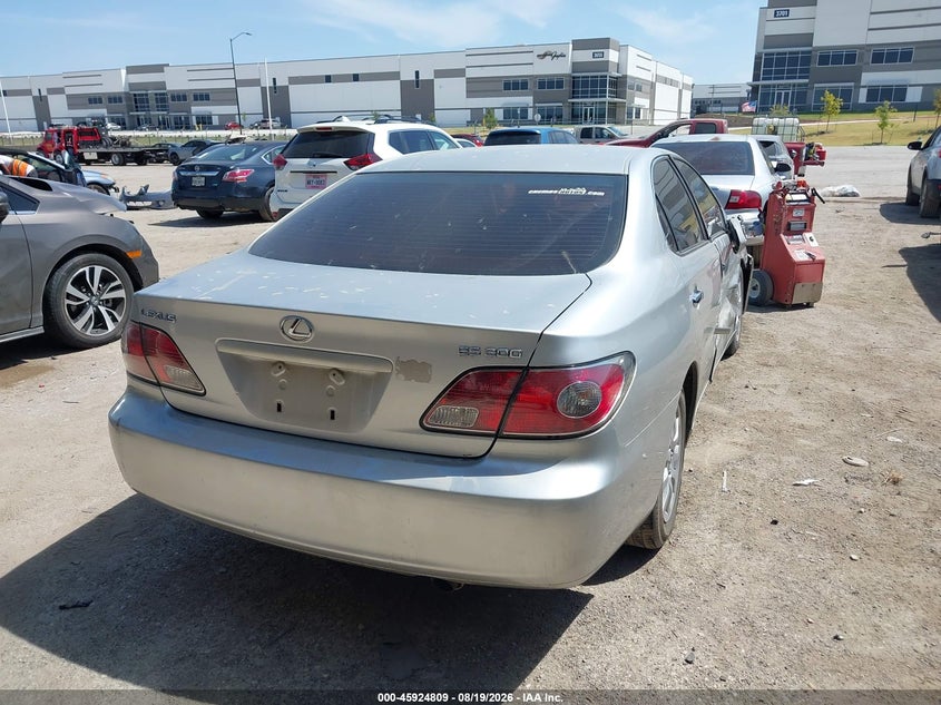 LEXUS ES 300 2002 VIN JTHBF30G425021170