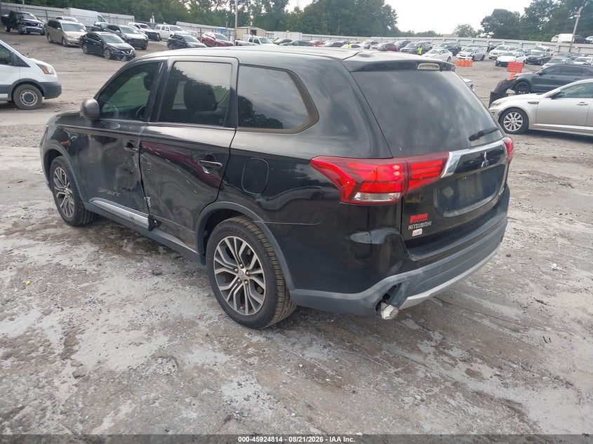2016 MITSUBISHI OUTLANDER auction photo 3