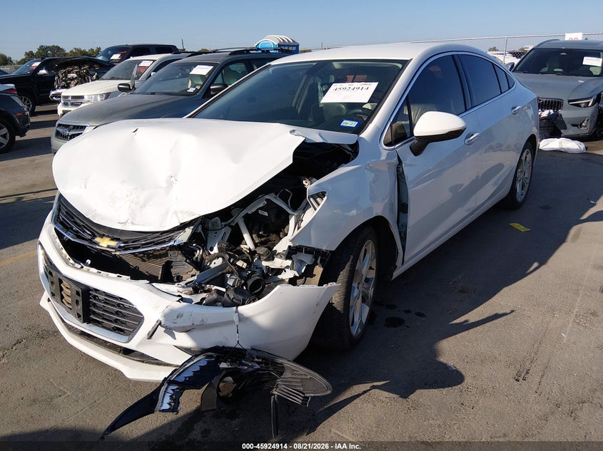 2017 Chevrolet Cruze, Front End, IAAI, VIN 1G1BF5SM2H7229022 — photo 2