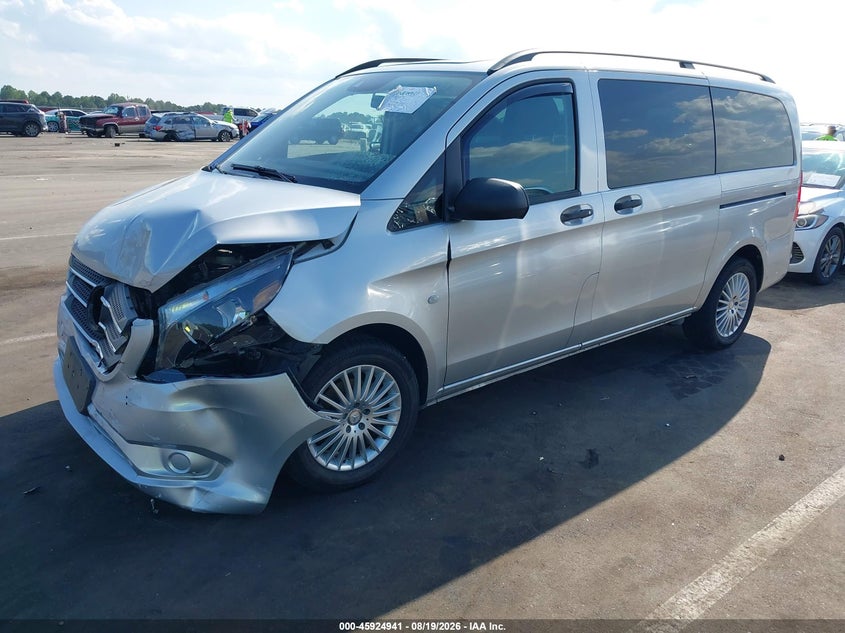 2018 MERCEDES-BENZ METRIS auction photo 2