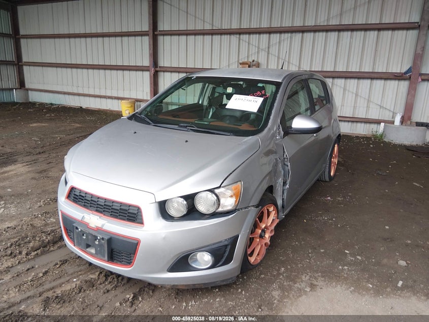 2014 Chevrolet Sonic, Right Side, IAAI, VIN 1G1JE6SB9E4131301 — photo 2