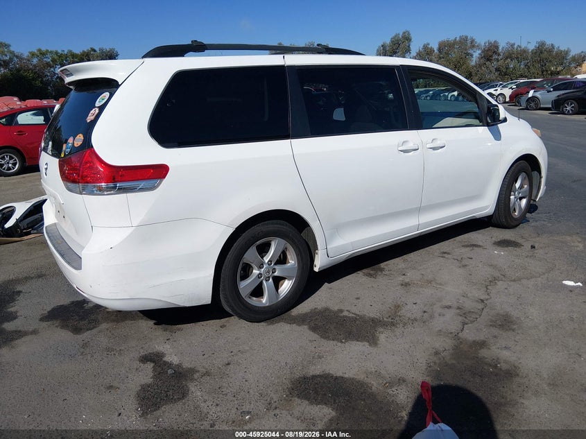 2011 TOYOTA SIENNA VAN 3.5L V-6 DOHC, VVT, 265HP