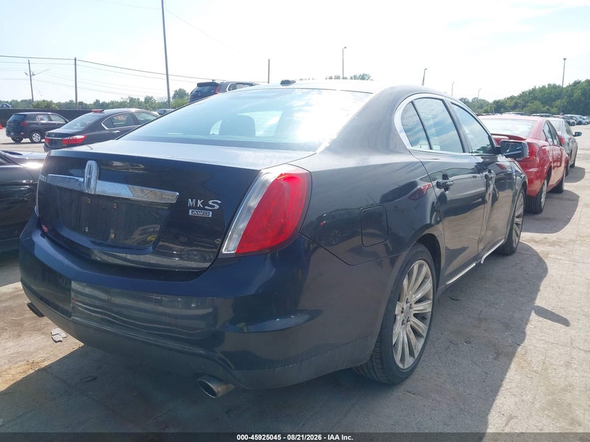 2010 LINCOLN MKS auction photo 4