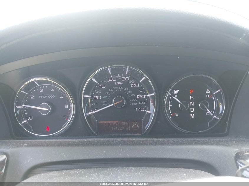 2010 LINCOLN MKS auction photo 7