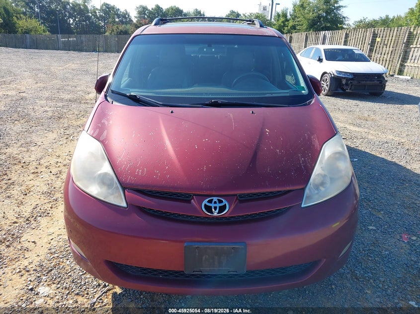 TOYOTA SIENNA 2010 VIN 5TDYK4CC4AS323914