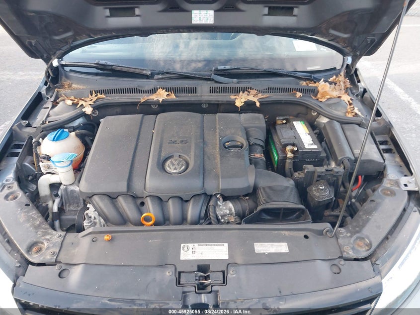 VOLKSWAGEN JETTA 2013 VIN 3VWDP7AJ4DM269759