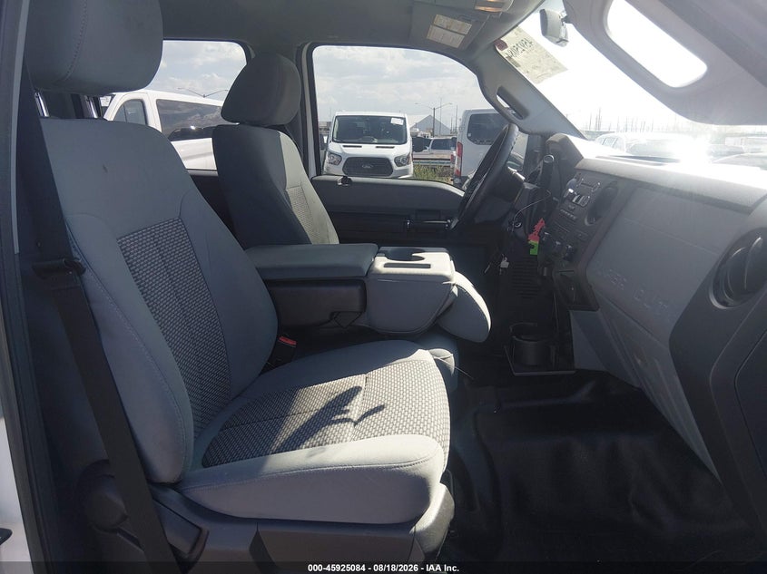 2016 FORD F-450 auction photo 5