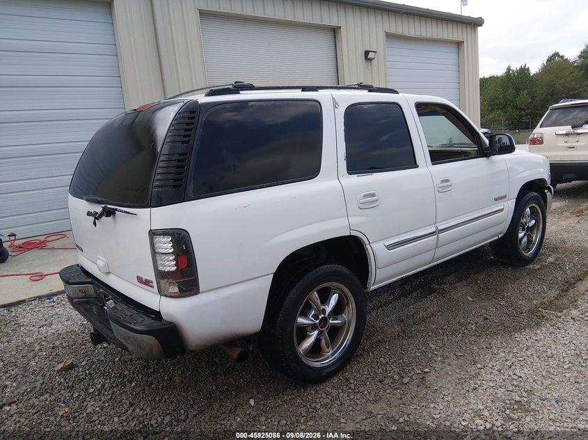 2004 GMC YUKON auction photo 4