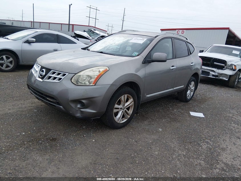 2013 NISSAN ROGUE auction photo 2