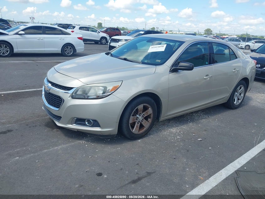 2015 Chevrolet Malibu, Hail, IAAI, VIN 1G11B5SL4FF272956 — photo 2