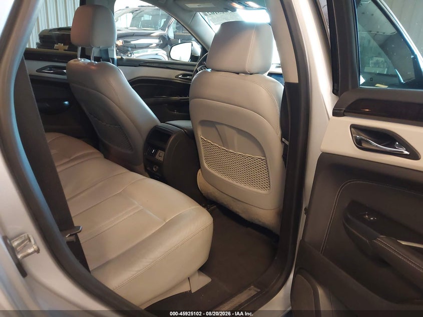 2015 CADILLAC SRX auction photo 8