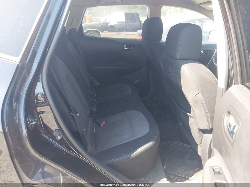 2012 NISSAN ROGUE auction photo 8