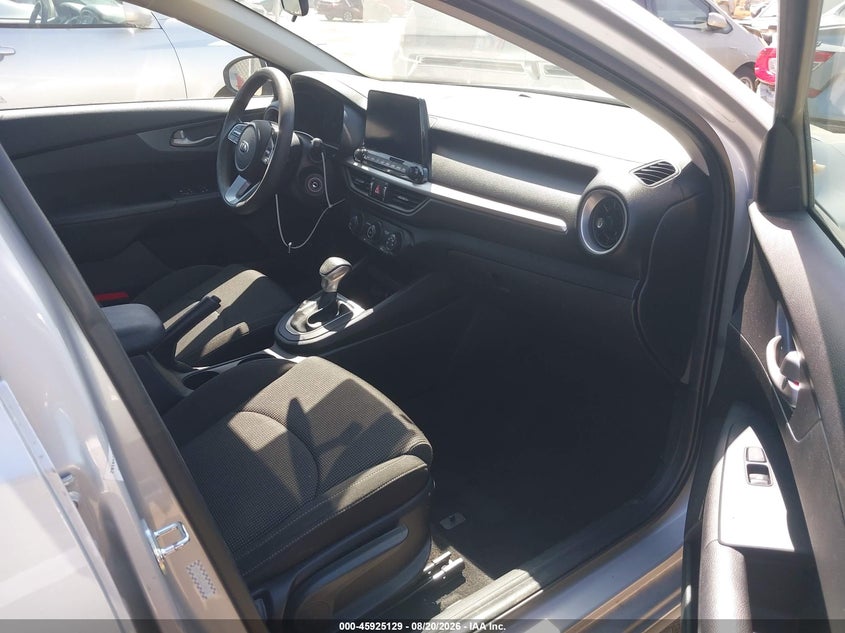 2020 KIA FORTE SEDAN 2.0L I-4 DOHC, VVT, 147HP