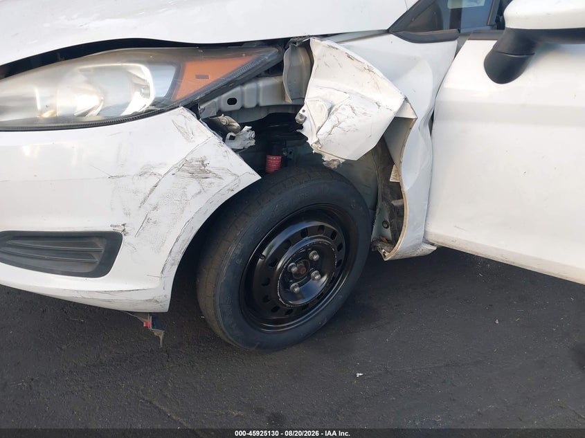 FORD FIESTA 2015 VIN 3FADP4AJ7FM198471