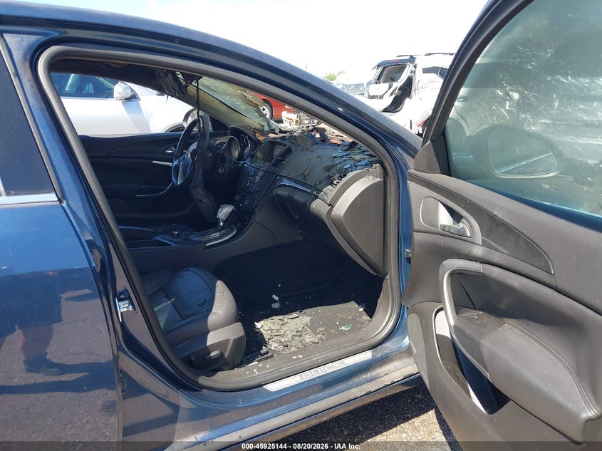 2011 BUICK REGAL auction photo 5