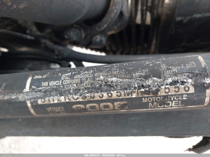 HONDA VT750 2004