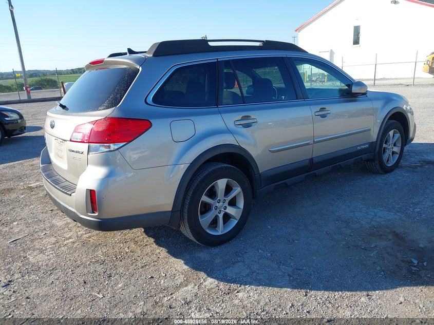 2014 SUBARU OUTBACK auction photo 4