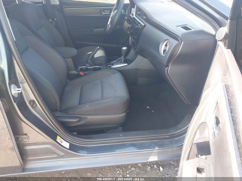 TOYOTA COROLLA - zdjęcie 5