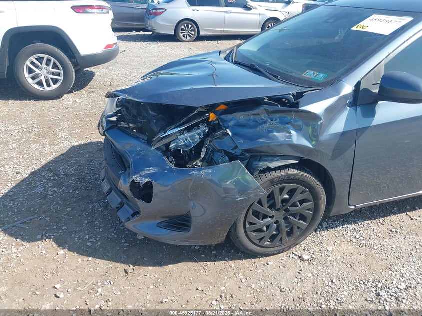 TOYOTA COROLLA - zdjęcie 6