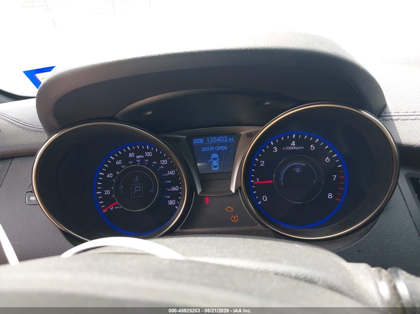 2013 HYUNDAI GENESIS auction photo 7