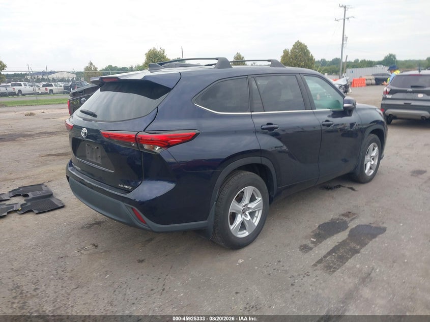 2022 TOYOTA HIGHLANDER auction photo 4