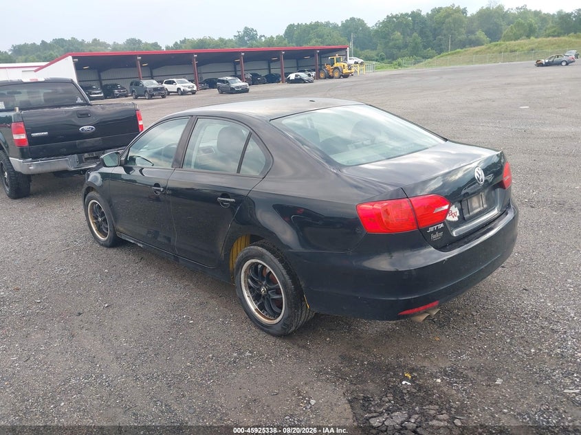 2011 VOLKSWAGEN JETTA auction photo 3