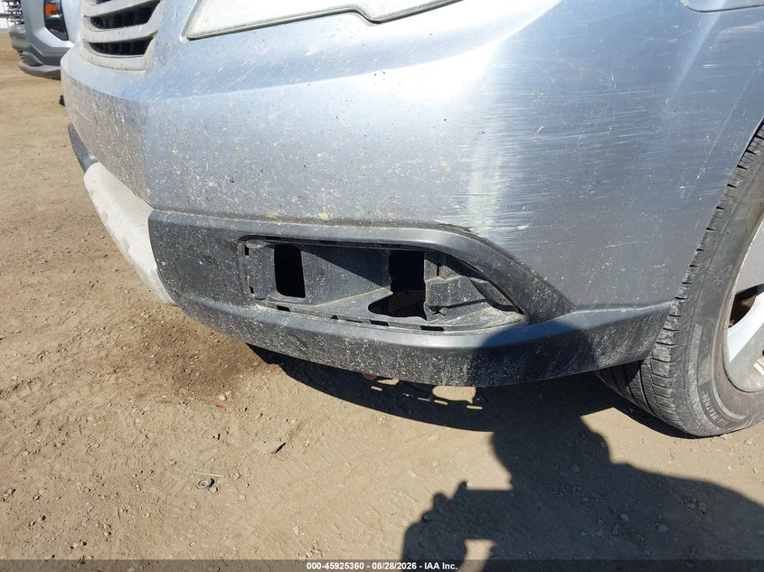 2012 SUBARU OUTBACK auction photo 6