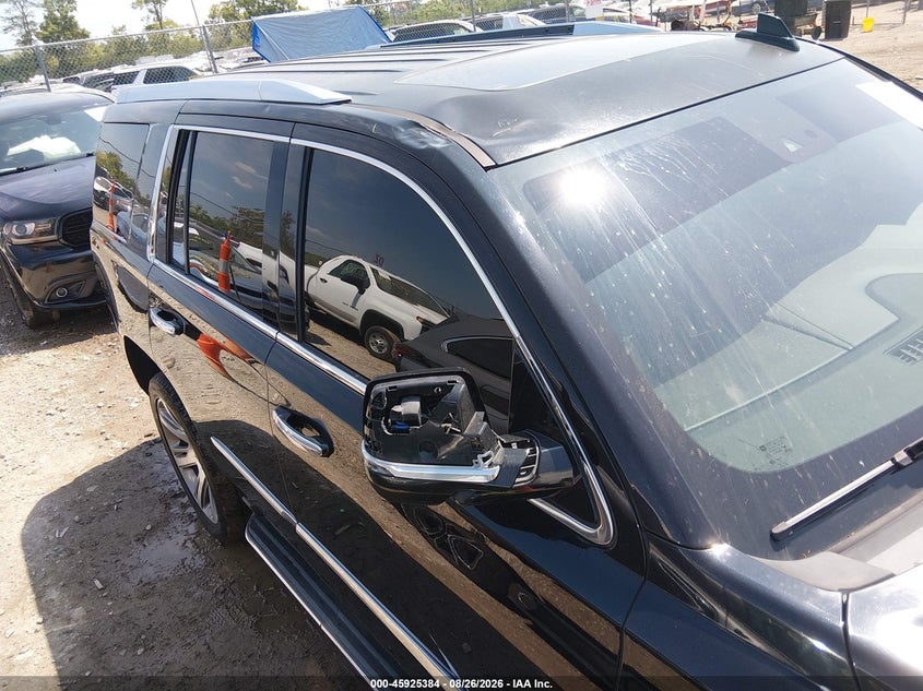 CADILLAC ESCALADE - zdjęcie 17