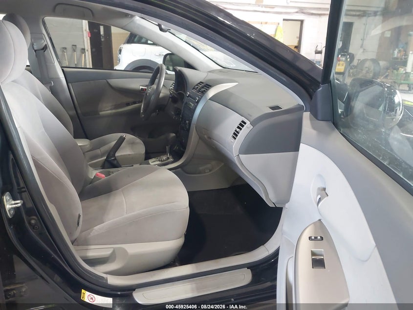 2010 TOYOTA COROLLA auction photo 5