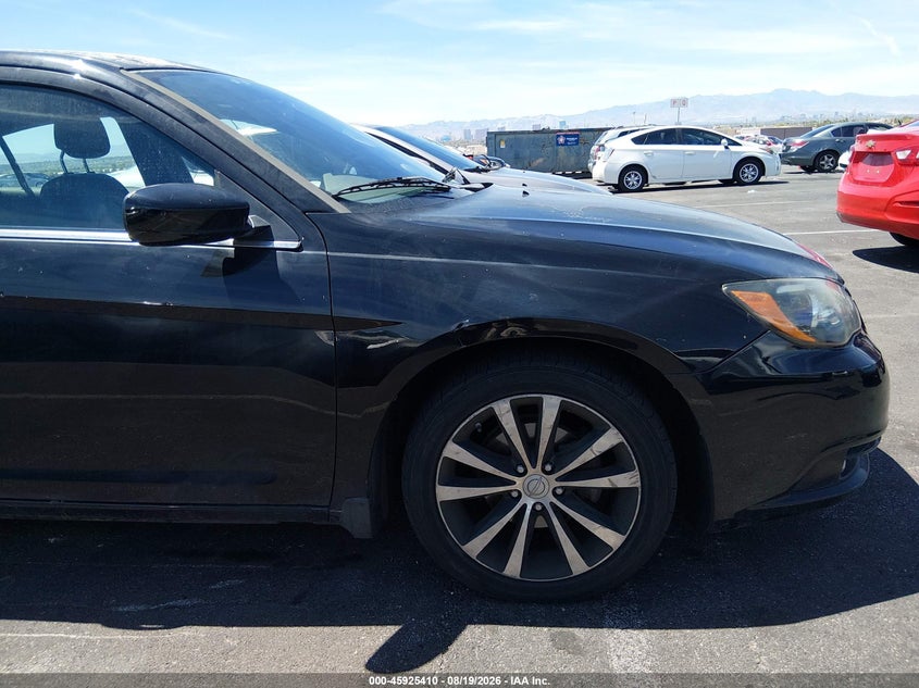 2013 CHRYSLER 200 SEDAN 3.6L V-6 DOHC, VVT, 283HP