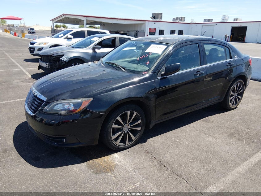 2013 CHRYSLER 200 auction photo 2