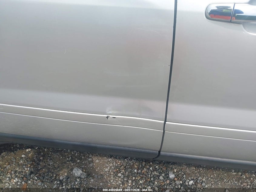 2012 GMC ACADIA auction photo 6