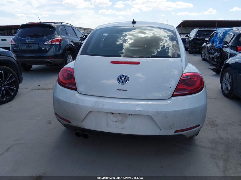 2015 VOLKSWAGEN BEETLE 1.8T · Фото 17