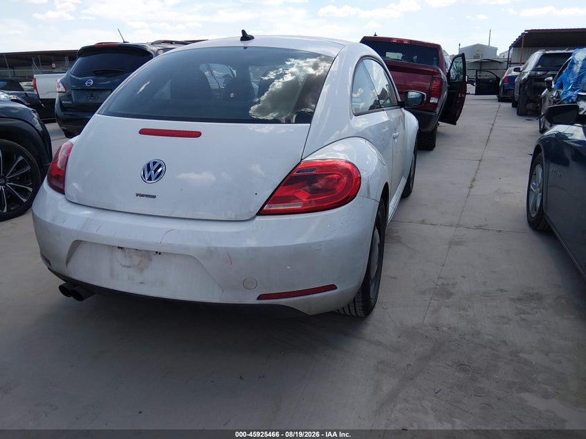 2015 VOLKSWAGEN BEETLE 1.8T · Фото 4