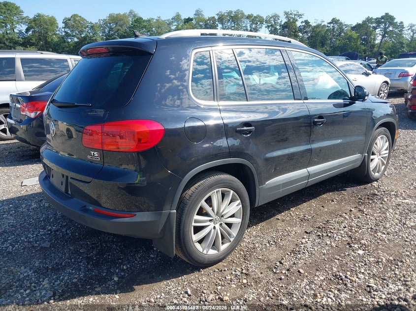 2016 VOLKSWAGEN TIGUAN auction photo 4