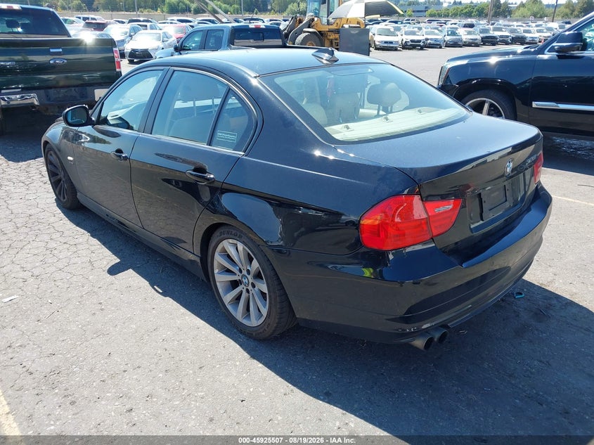 2011 BMW 328I XDRIVE · Фото 3