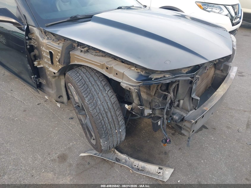 CHEVROLET CAMARO 2011 VIN 2G1FC1ED8B9166903