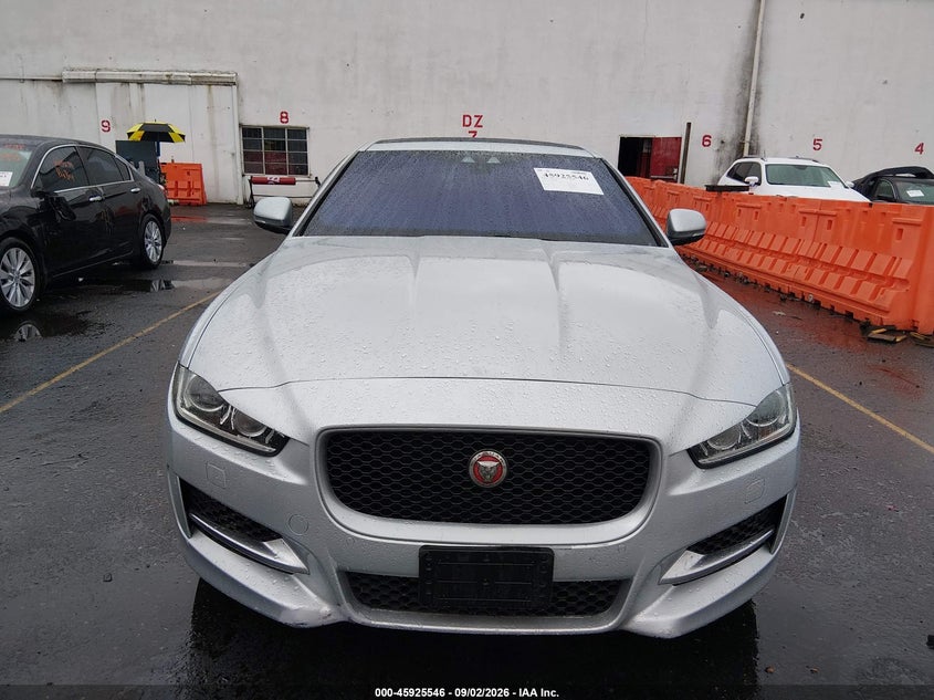 2017 JAGUAR XE auction photo 6