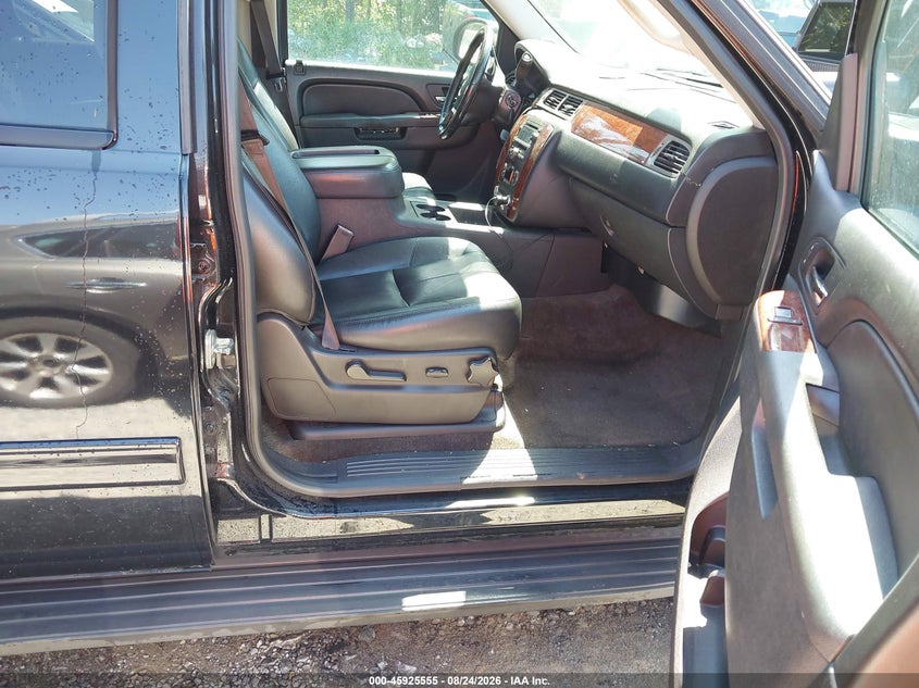CHEVROLET TAHOE 2013 VIN 1GNSCBE08DR221679